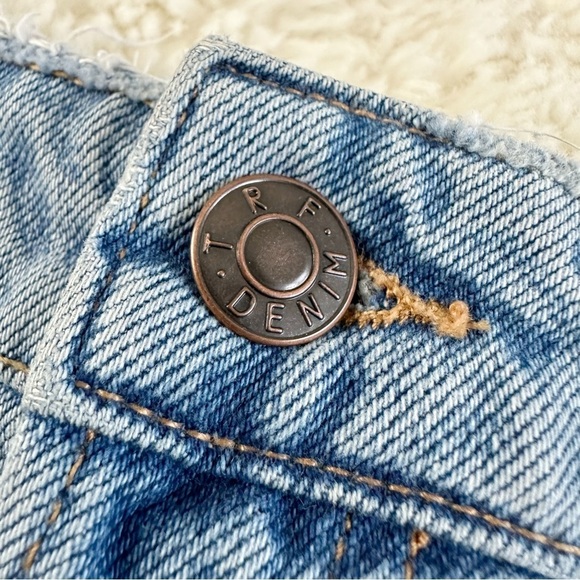 Zara Raw Hem Cut Off Denim Jean Skirt - Picture 4 of 6